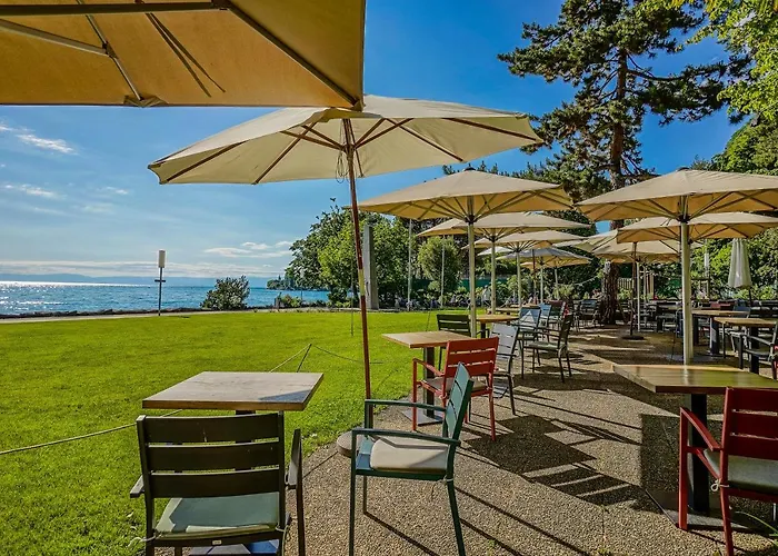 Modern Renaissance - Lakefront Appartement